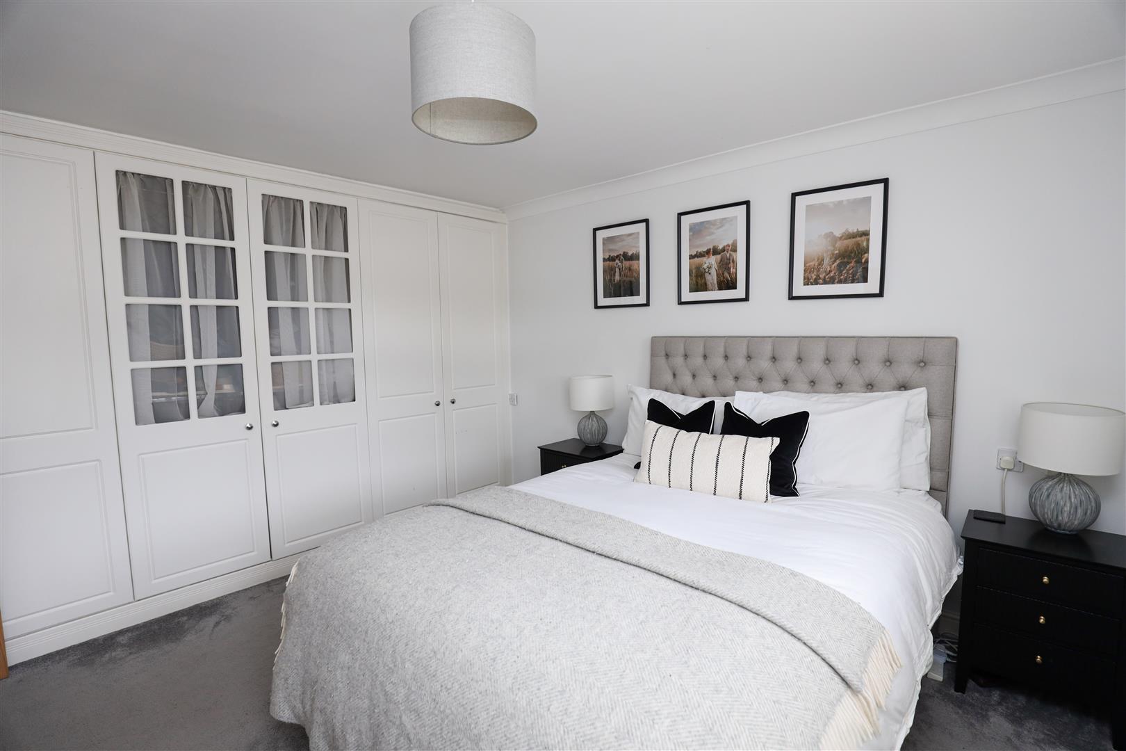 Ffordd Y Dderwen, Ystradowen, Cowbridge, CF71 7SG